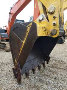Offre Spéciale : Excavatrices Komatsu PC240-8, PC220-8, PC210 d'occasion à vendre – Équipement de construction durable et efficace - Product Image 3