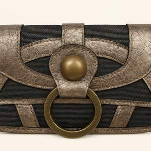 Aspecto vintage 2025, Bolso pequeño simple y elegante - Product Image 3