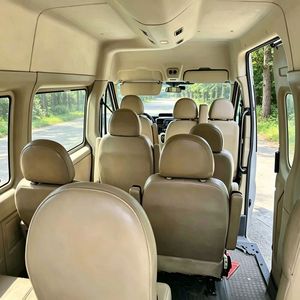 Furgone Commerciale <span class=keywords><strong>Ford</strong></span> Transit New Era <span class=keywords><strong>2012</strong></span> 2.4T Turbo Diesel Manuale, 170.000 KM, Usato, Dalla Cina per il Mercato Africano - Product Image 6