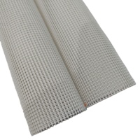 Tissu en rouleau de polyester maillé PVC enduit couleur 450 g/m² en fil 3000D haute résistance et résistant à l'usure pour clôture extérieure, pare-soleil et usage industriel
