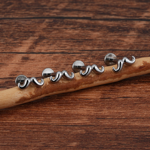 Piercing pour lèvre, cartilage, conque, tragus, hélix, en titane ASTM F136 16G, style Medusa Monroe, pour moustache et <span class=keywords><strong>barbe</strong></span> - Product Image 5
