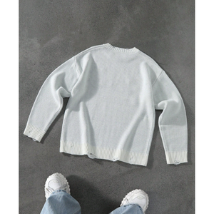 <span class=keywords><strong>Pull</strong></span> en tricot <span class=keywords><strong>blanc</strong></span> pour homme style grunge urbain avec lettres effilochées et design vieilli, coupe oversize décontractée pour l'automne - Product Image 2