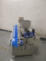 Machine de remplissage de gâteaux et de cupcakes de haute qualité pour boulangerie, idéale pour le chocolat, le pain et les rouleaux aux œufs