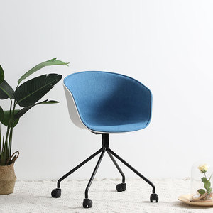 Venta al por mayor Nordic Office Desk Chair Muebles Oficina Tina Blanco Ocio Plástico Moderno Giratorio Sillas Con <span class=keywords><strong>Ruedas</strong></span> - Product Image 2