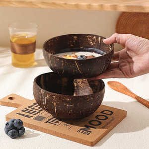 Bols en coquille de noix de coco, artisanat en bois naturel, design minimaliste, biodégradable, pour céréales, usage domestique - Product Image 1