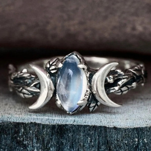 Anello vintage di tendenza per donna e uomo, accessorio gioiello unico e alla moda per tutti i giorni. - Product Image 5