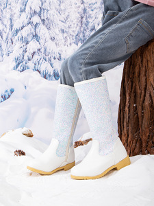 Nouvelles bottes de princesse à paillettes pour filles, bottes rembourrées chaudes pour petites filles, bottes longues confortables à semelle souple - Product Image 2