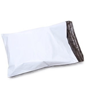 Sac en polyéthylène résistant à l'usure, très vendu, pour l'emballage et la livraison de vêtements, chaussures et chemises - Product Image 1