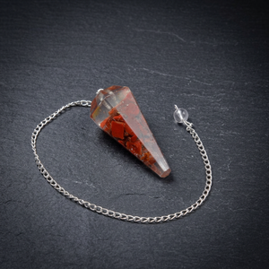Péndulo de Jaspe Rojo Pulido en Forma de Cono, Piedra Semipreciosa de Rozrin Crystals - Product Image 2