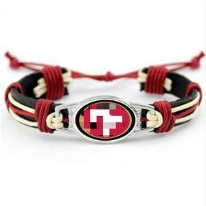 Pulseras de Cuero Trenzado Retro al por Mayor con Dijes de Metal de los 32 Equipos de Fútbol Americano, Pulseras de Aleación Multicapa con Impresión de Clubes de Fútbol - Product Image 3