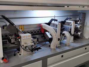 Macchina elettrica Semi-automatica economica per carpenteria a nastro lineare per <span class=keywords><strong>bordi</strong></span> di piccole dimensioni - Product Image 4