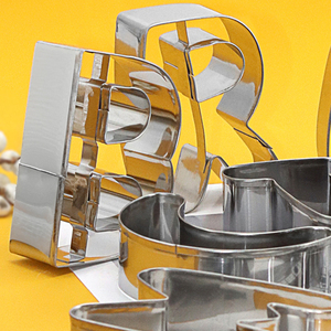 <span class=keywords><strong>Grand</strong></span> 3 pouces 26 pièces en acier inoxydable Alphabet <span class=keywords><strong>lettre</strong></span> formes <span class=keywords><strong>emporte</strong></span>-<span class=keywords><strong>pièce</strong></span> gâteau Biscuit moule Cutter ensemble Fondant décoration - Product Image 3