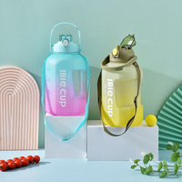 GC terms de agua gym canecas 3000ML tasse en plastique Termo bouteille en plastique tasse avec paille