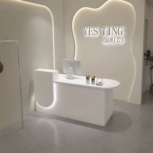 Bureau de réception de salon de beauté moderne minimaliste en bois et métal, couleur personnalisée, bureau d'accueil RUNHU BTD692 - Product Image 1