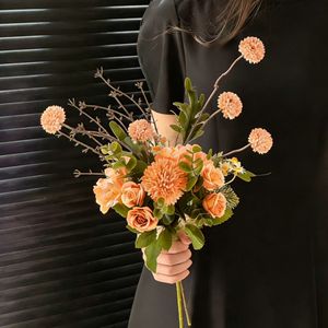Bouquet de mariée artificiel, arrangement de fleurs en soie, rose, hortensia, décoration de mariage, ornement de table de salon - Product Image 1