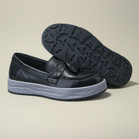 Lefu Chaussures en cuir de vache pur haut de gamme pour hommes Couche supérieure Semelle souple avec bout carré en cuir verni respirant Design léger