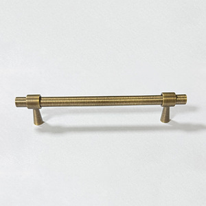 Manijas Modernas Minimalistas de Latón Estilo Nórdico Francés para Cajones de Gabinetes, Armarios y Puertas de Cocina - Forma de T, Fácil Instalación, Duraderas - Product Image 6