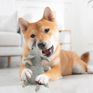 Jouet à mâcher <span class=keywords><strong>pour</strong></span> chien en velours côtelé écologique <span class=keywords><strong>pour</strong></span> la santé dentaire, jouet en peluche souple et couineur <span class=keywords><strong>pour</strong></span> animaux de compagnie, jouet durable <span class=keywords><strong>pour</strong></span> chiot <span class=keywords><strong>pour</strong></span> les molaires - Product Image 4
