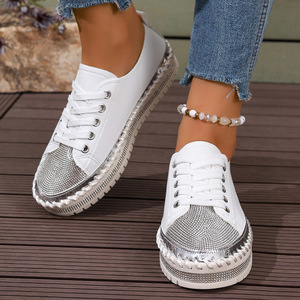 Nouvelles Chaussures Blanches Grande Taille pour Femmes Été 2024 – Mocassins Plateforme Style Européen-Américain en PU Artificiel – Vente en Gros - Product Image 3