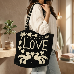 Bolsa de Mano de Terciopelo Bordada Personalizada al por Mayor, Bolso Verde de Lujo con Diseño de Letras de Pájaro y Amor, Bolsos de Hombro Casuales - Product Image 5
