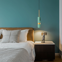 Lustre de chevet moderne de style scandinave/nordique, petit et long, en aluminium, noir + vert, avec LED réglables en hauteur, lumière de luxe