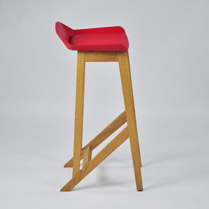 Jambe en bois Offres Spéciales PP EN PLASTIQUE court café restaurant <span class=keywords><strong>pas</strong></span> <span class=keywords><strong>cher</strong></span> tabouret <span class=keywords><strong>de</strong></span> <span class=keywords><strong>bar</strong></span> <span class=keywords><strong>chaise</strong></span> <span class=keywords><strong>haute</strong></span> - Product Image 4