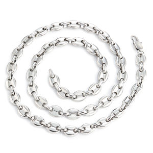 قلادة حبوب قهوة من الفولاذ المقاوم للصدأ مطلية بالذهب عيار 18 مع سلسلة صندوق قلادة بسوار سميك عصري للحفلات مقاومة للماء - Product Image 1