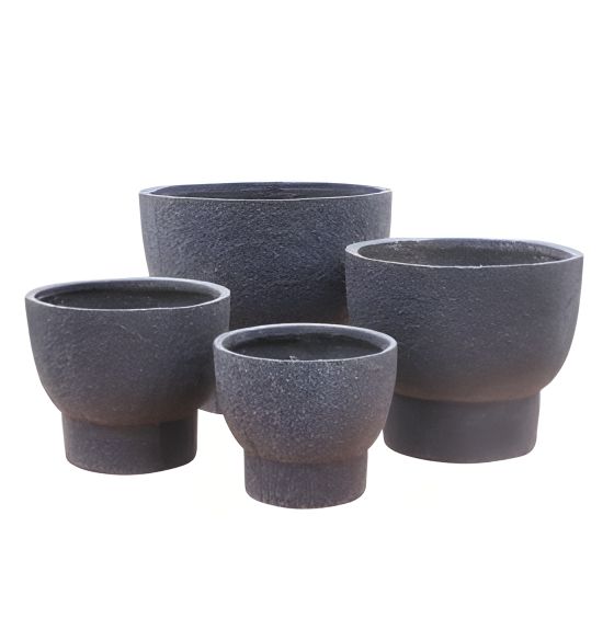 สีเทาเข้ม