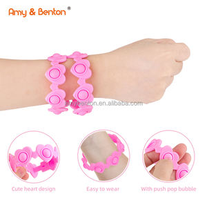 Enfants Party Favors <span class=keywords><strong>Pop</strong></span> Fidget Jouets En Vrac Coeur Forme Bracelet Bracelet pour Valentine Cadeaux Étudiants Cadeaux Salle De Classe Prix - Product Image 5