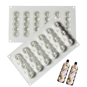 Porte-bougie cylindrique en silicone avec diffuseur d'huiles essentielles et pot de plantes, forme ronde, lavage à la main uniquement, pour la décoration de la maison - Product Image 1
