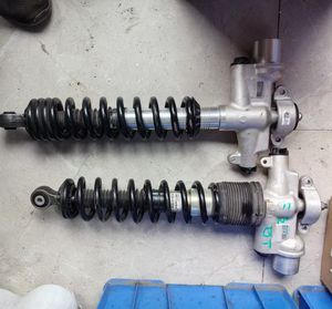 โช้คอัพหน้าสำหรับ McLaren 720S GT 765LT 570S 12C 540บอลสะสมสภาพใหม่ตะเกียบ<span class=keywords><strong>หน้า</strong></span><span class=keywords><strong>ยาง</strong></span> - Product Image 3