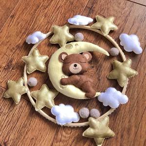 Quantité minimale de commande bas CE CPC produits pour bébés à la main en peluche ours endormi suspendu <span class=keywords><strong>boule</strong></span> de laine peluches en bois musical feutre berceau coran bébé mobiles - Product Image 6