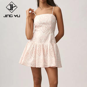 Nouvelle Robe Courte Brodé(e) à Col Carré et Taille Basse 2026 – Robe Courte en Coton Personnalisée pour Femme - Product Image 1