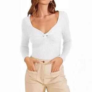 Pull tricoté décontracté à manches longues pour <span class=keywords><strong>femme</strong></span> avec croisement sur la poitrine, style élégant, vente en gros, personnalisable avec logo - Product Image 3