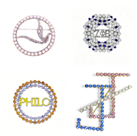 Broche con Silueta de Letras Zeta Phi Beta con Pedrería Multicolor Rosa, Azul y Blanca, Pin Conmemorativo de la Hermandad Femenina