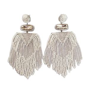 ชุดปาร์ตี้ตอนเย็นทำมือผู้หญิงเครื่องประดับแฟชั่นต่างหูระย้าลูกปัดงาช้าง - Product Image 1