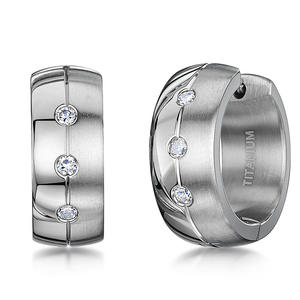 Pendientes de Aro de Titanio Ligeros con Circonitas Cúbicas Personalizados Lotus, Joyería para Piercing - Product Image 5