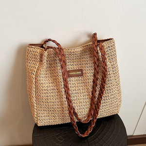 Sac seau tressé en paille style plage pour femme, tendance arc-en-ciel, sac à bandoulière à la mode, idéal pour les vacances d'été - Vente chaude - Product Image 4