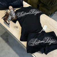 Ensemble de golf pour femmes avec impression DTG de logo personnalisé, haut à manches courtes col en V et mini-short, tenue d'été 2 pièces pour femmes