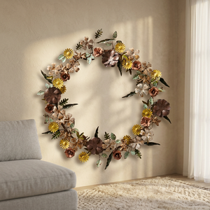 Corona Floral Metálica Rústica Hecha a Mano, Redonda, Decorativa, sin Luces, Paquete Individual - Product Image 4