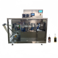 Remplissage et scellage aseptiques salins normaux automatiques de tube en plastique de machine d'ampoule BFS