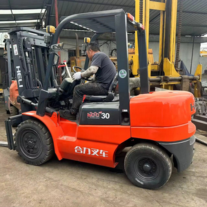 Carretilla elevadora de 3 toneladas HELI, fuerte capacidad de carga, maneja fácilmente productos pesados para logística, almacenamiento, fuente de alimentación de motor diésel - Product Image 1