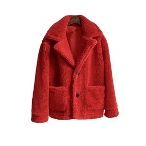 Automne et hiver 2023 <span class=keywords><strong>manteau</strong></span> de fourrure cisaillé de <span class=keywords><strong>mouton</strong></span> à grain lâche <span class=keywords><strong>manteau</strong></span> de fourrure d'<span class=keywords><strong>imitation</strong></span> agneau court pour femmes - Product Image 1