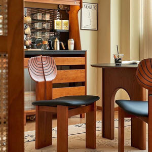 Silla de comedor tapizada de diseño nórdico de madera maciza vintage para comedor - Product Image 2