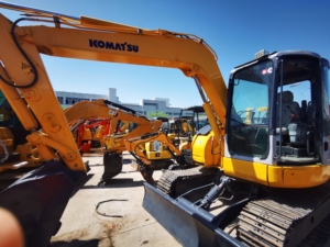 Prix réel ! Mini-excavatrice sur chenilles Komatsu PC56-7 PC56-8 d'occasion, 5 tonnes, Komatsu Digger, prix bas, vente - Product Image 5