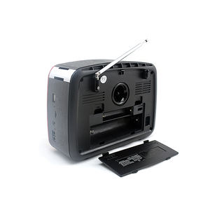 2020ไฮเทคการออกแบบรุ่นใหม่เสียงขนาดใหญ่แบบพกพาย้อนยุคสไตล์วินเทจเดสก์ทอป FM/AM/SW 3วงวิทยุ MP3วิทยุที่มีไฟฉาย - Product Image 4