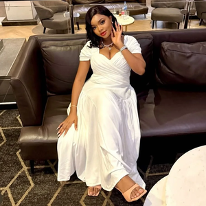 Nouvelle Arrivée 2025 – Robe Mi-Longue Évasée Décontractée à Col Bateau et Manches Courtes Grande Taille pour Femme avec Logo Avant, Idéale pour Fêtes et Invités de Mariage - Product Image 4