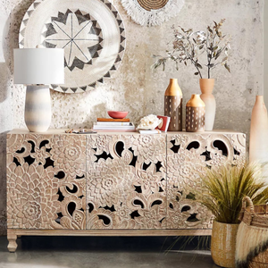 Armoire en bois sculptée à la main, style bohème <span class=keywords><strong>chic</strong></span>, unité de rangement avec fleurs complexes, <span class=keywords><strong>buffet</strong></span> de style mid-century - Product Image 1