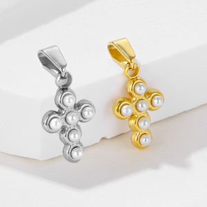 Pingente de cruz pequena pérola banhado a ouro 18K joia de aço inoxidável em estoque para mulheres e homens colar de crucifixo - Product Image 1