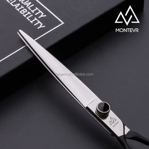 Ciseaux <span class=keywords><strong>de</strong></span> <span class=keywords><strong>toilettage</strong></span> pour animaux <span class=keywords><strong>de</strong></span> compagnie Love pour gauchers, 7 pouces, ciseaux <span class=keywords><strong>de</strong></span> <span class=keywords><strong>toilettage</strong></span> pour chiens avec poignée confortable recouverte <span class=keywords><strong>de</strong></span> noir - Product Image 2